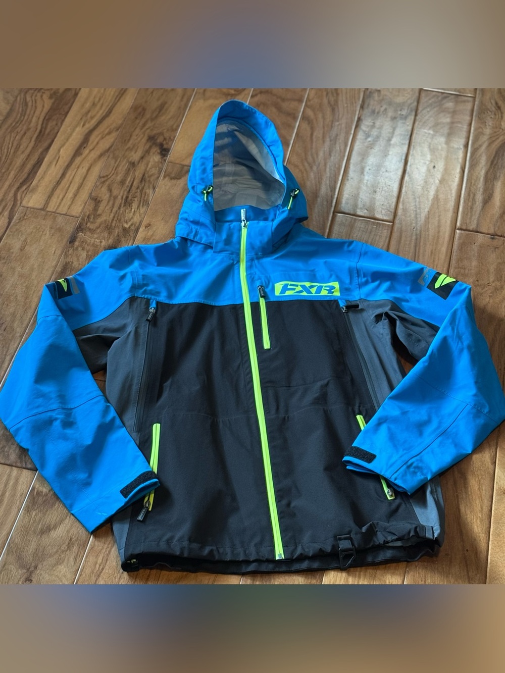 FXR Men’s Carbon Tri-Laminate Jacket M/M Blue Black Neon Green Tech Gear